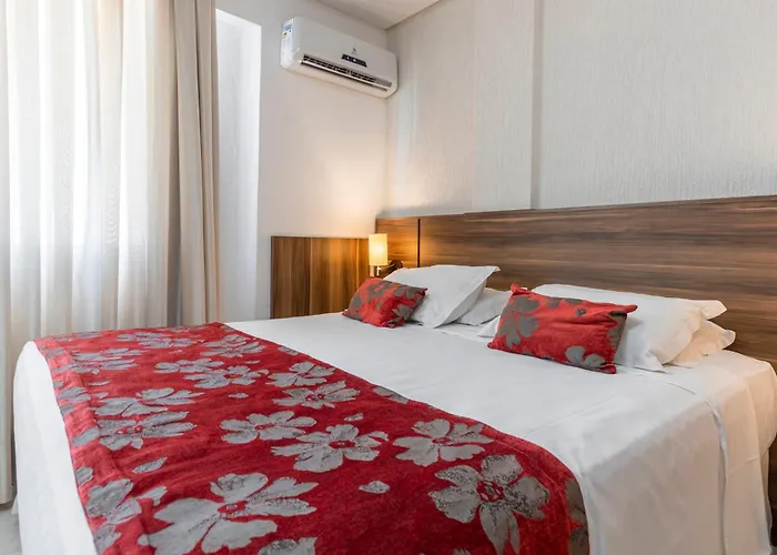 Hotel Ilha Da Madeira Balneário Camboriú